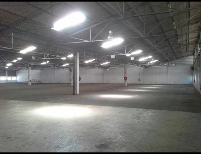 4,500M² FACTORY TO LET IN EPPING INDUSTRIAL